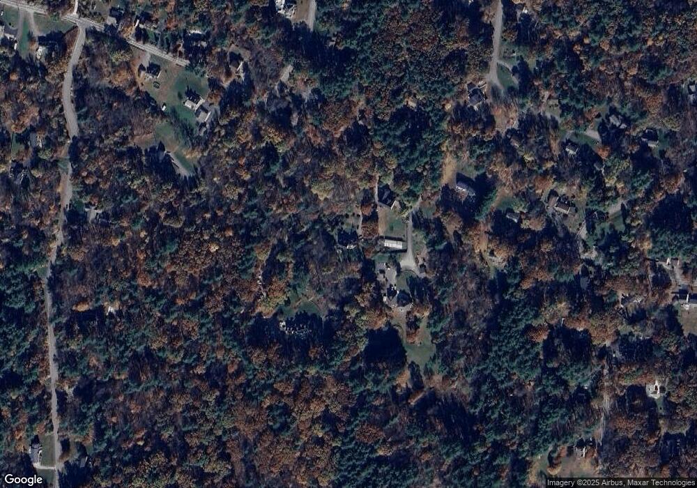 118 Dutton Rd, Pelham, NH 03076 - photo 1