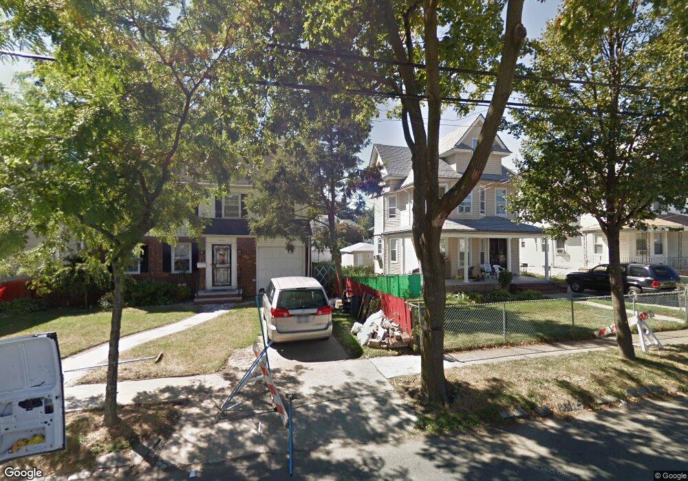 89-36 196th St, Hollis, NY 11423 - photo 1