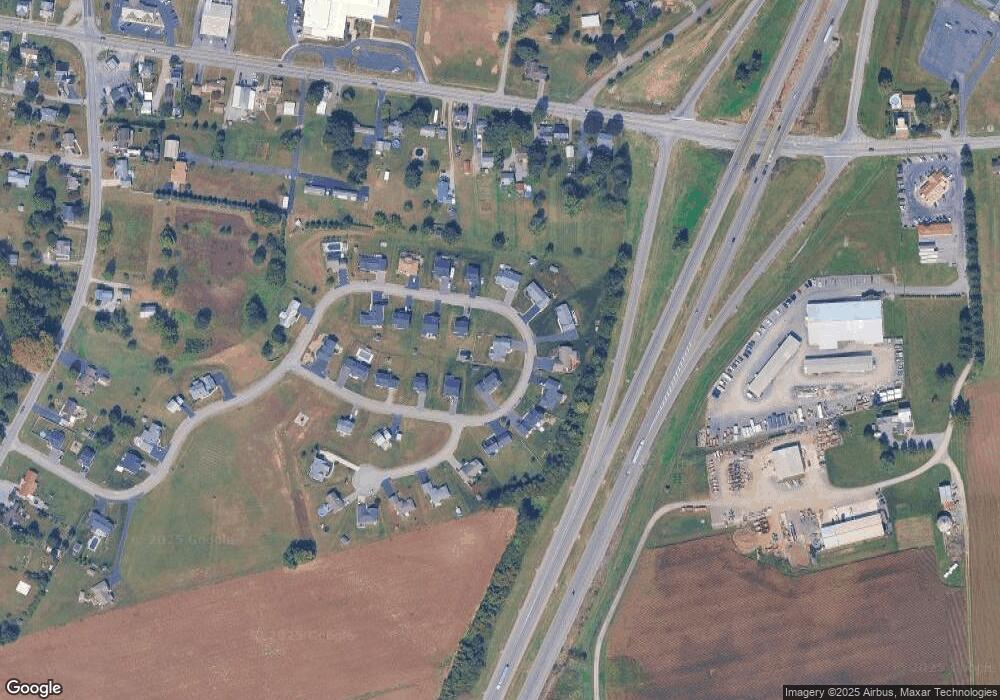 350 Sandy Cir, Milton, PA 17847 - photo 1