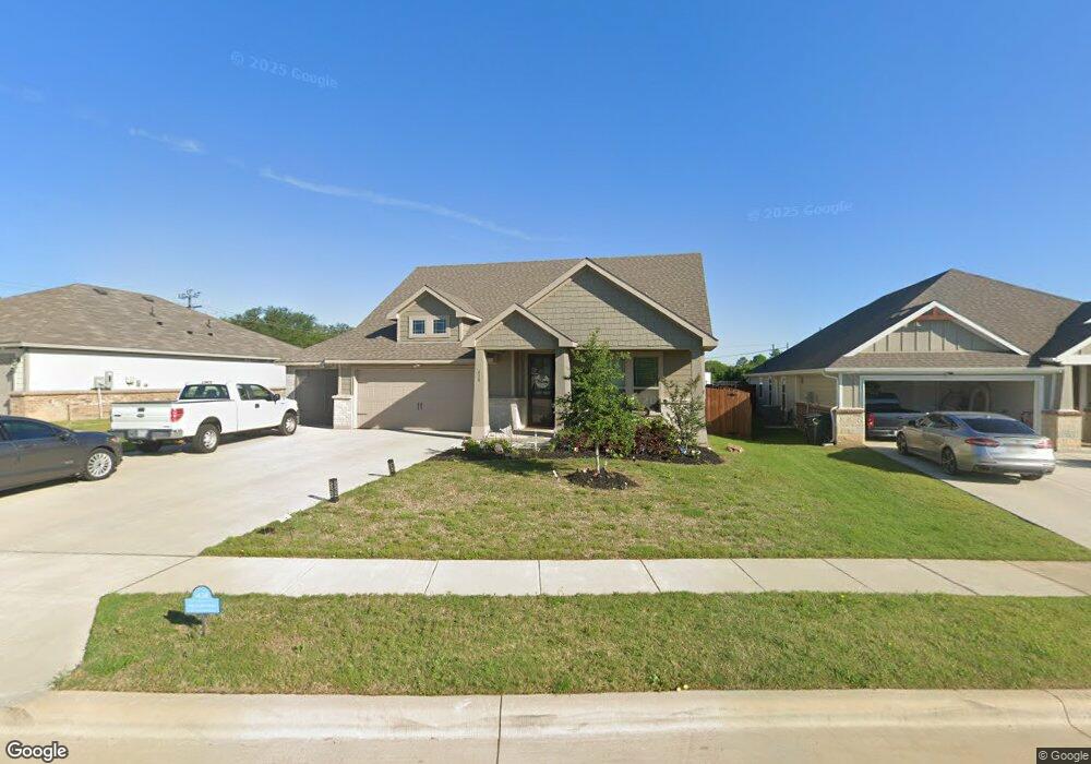 438 Rose Ave, Cleburne, TX 76028 - photo 1