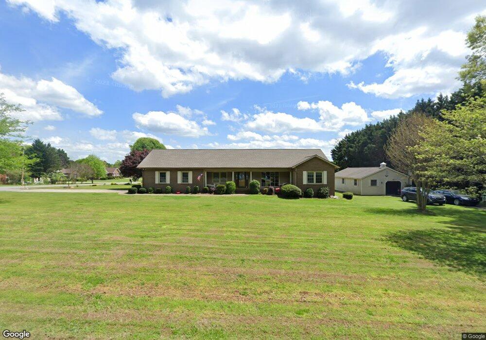 127 Friar Tuck Rd, Statesville, NC 28625 - photo 1