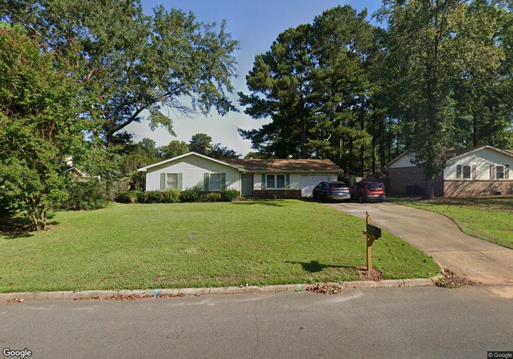 609 Chapelwood Dr, Dothan, AL 36305 - photo 1