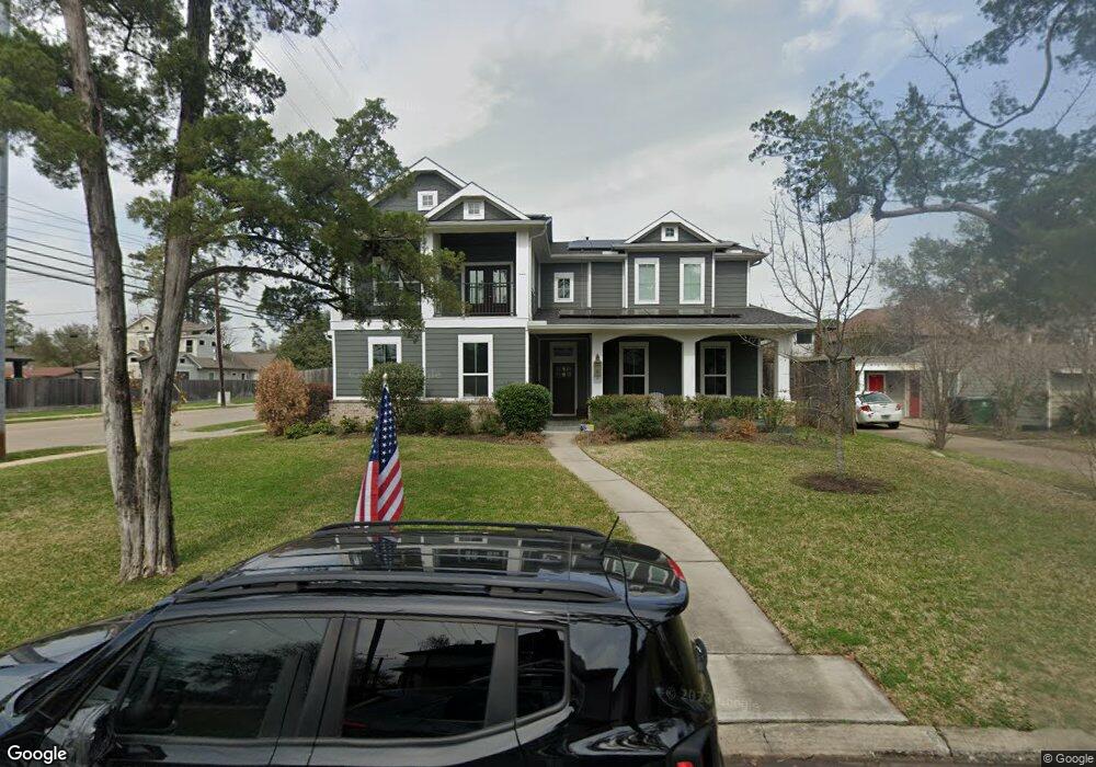 1368 Ebony Ln, Houston, TX 77018 - photo 1