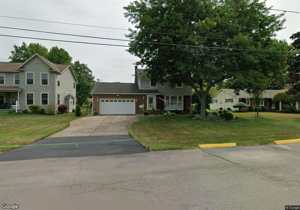 387 Drake Dr, North Tonawanda, NY 14120 - photo 1