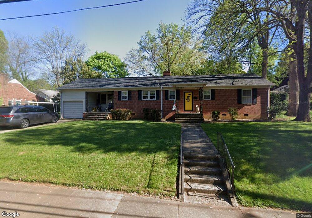 543 Alexander St, Statesville, NC 28677 - photo 1