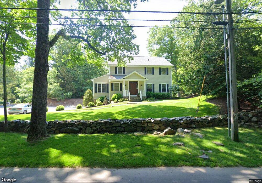 671 Cedar Rd, Southport, CT 06890 - photo 1