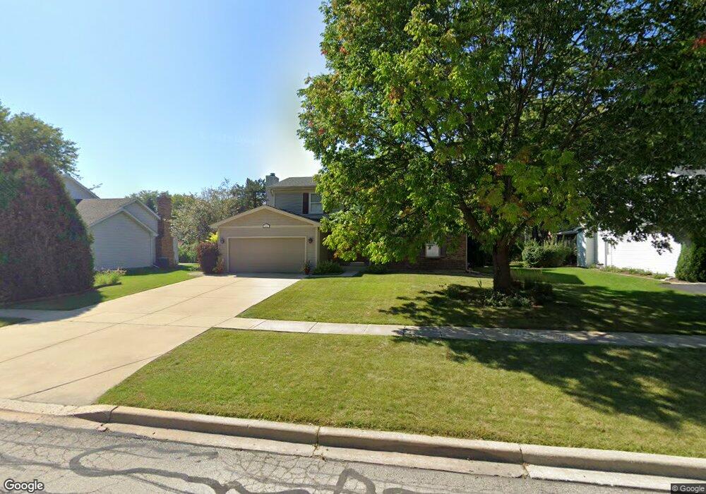 443 S Raddant Rd, Batavia, IL 60510 - photo 1