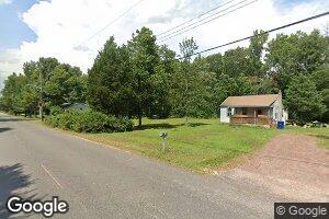 51 Hockamick Rd, Cookstown, NJ 08511