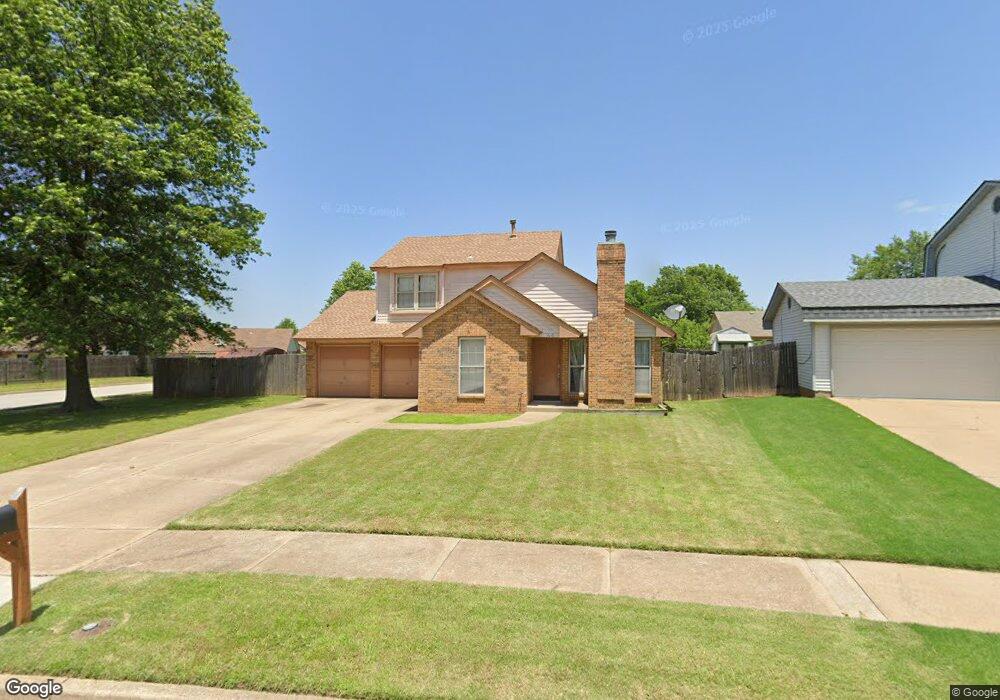 1616 W Honolulu St, Broken Arrow, OK 74012 - photo 1