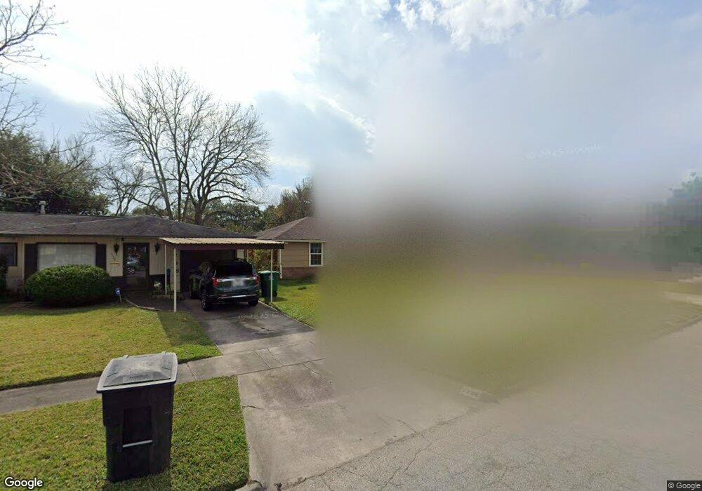 7734 Dixie Dr, Houston, TX 77087 - photo 1