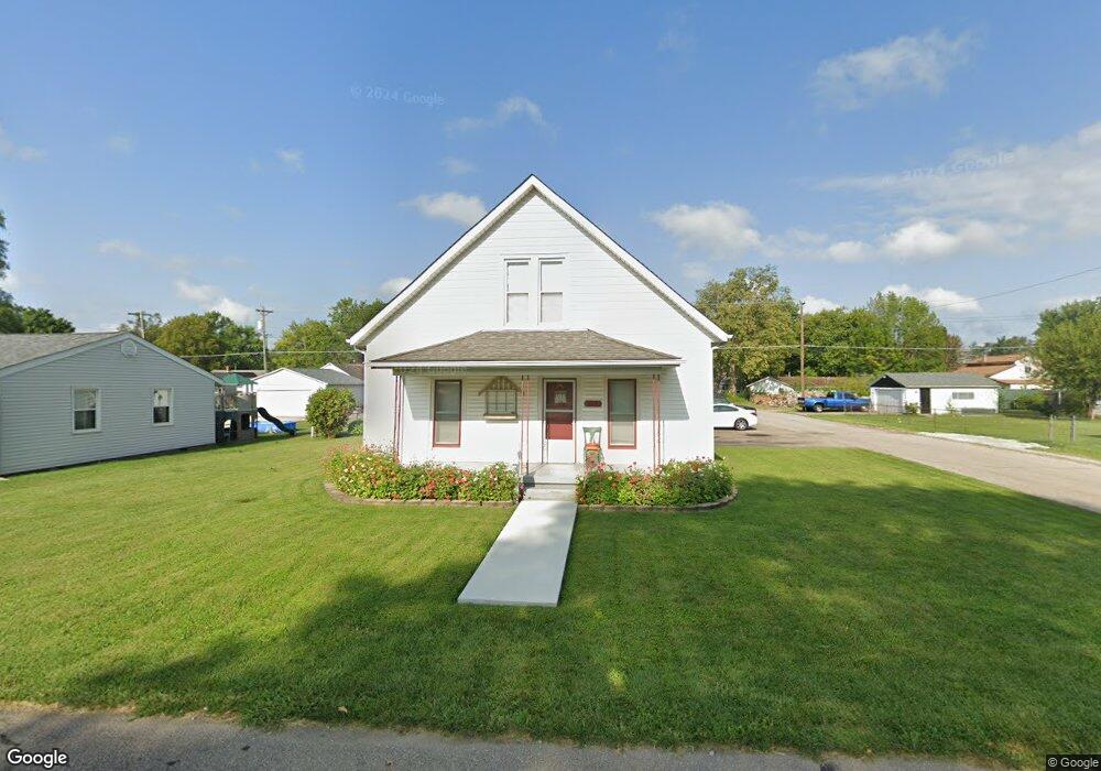 162 N Brooks St, Columbus, IN 47201 - photo 1