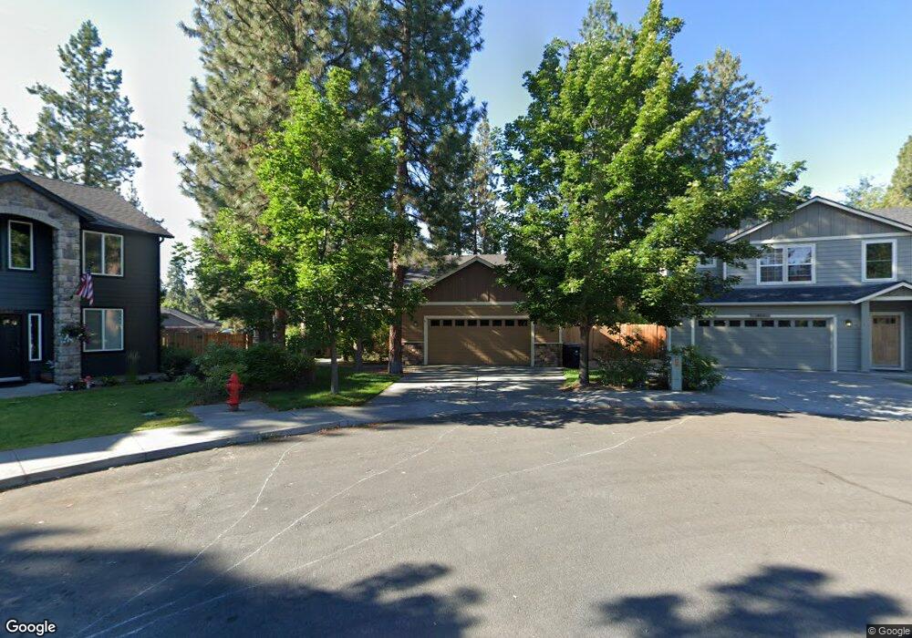 19838 SW Herschel Ct, Bend, OR 97702 - photo 1