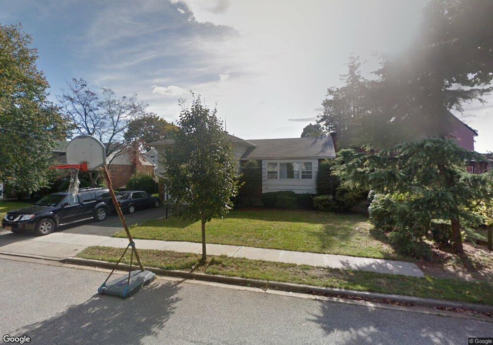 175 Vassar Place, West Hempstead, NY 11552 - photo 1