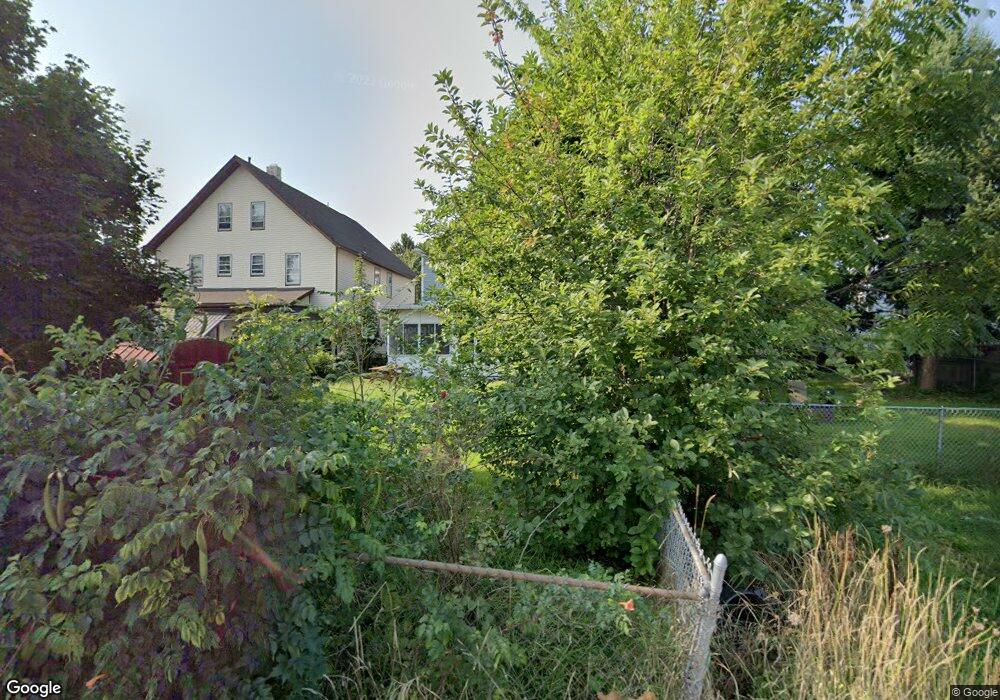 906 W Locust St, Scranton, PA 18504 - photo 1