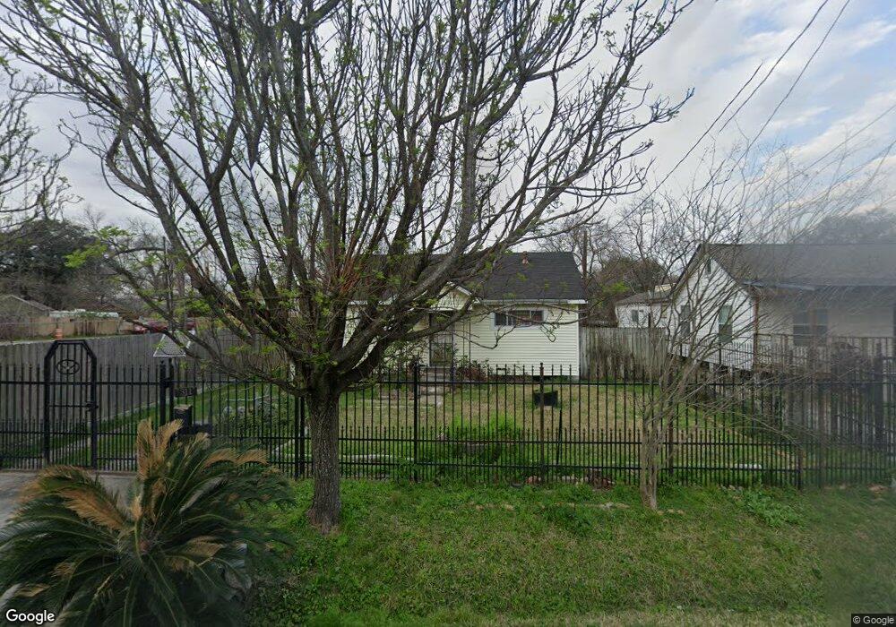 311 Dorchester St, Houston, TX 77022 - photo 1