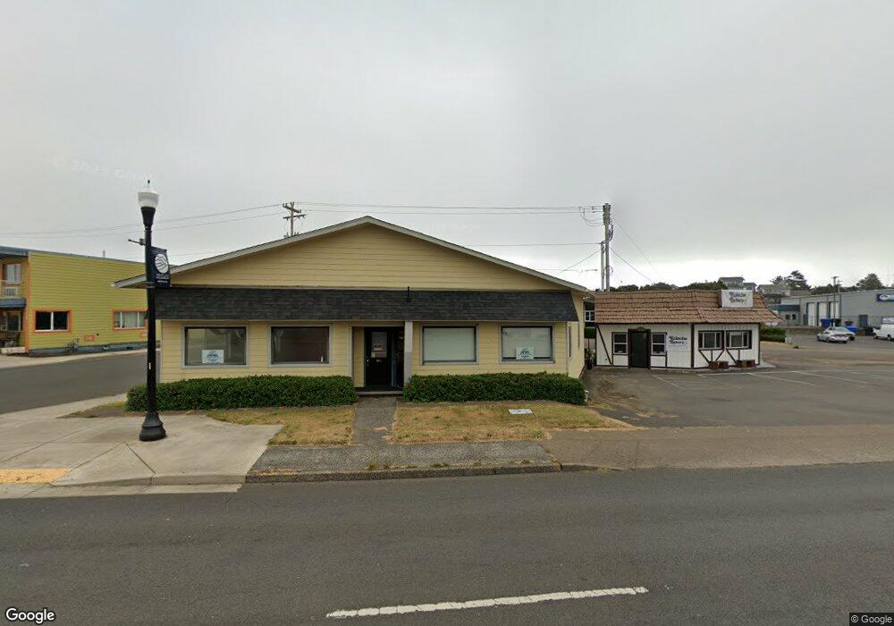 903 SW Coast Hwy, Newport, OR 97365 - photo 1