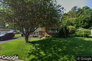 10 Cambridge Dr, Smithtown, NY 11787