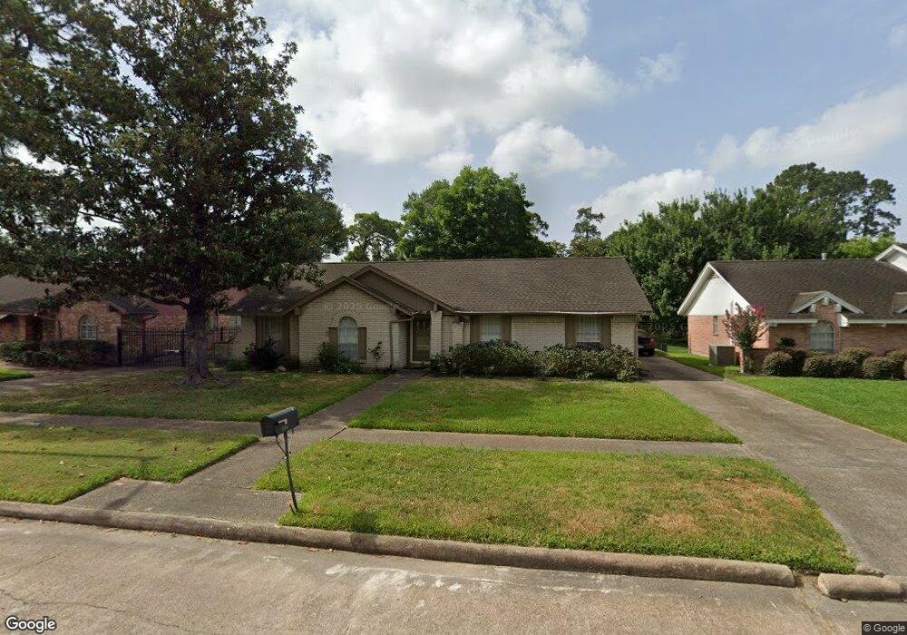 955 Marcella St, Houston, TX 77091 - photo 1