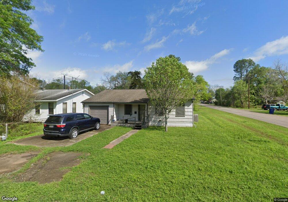 3421 3rd St, Bay City, TX 77414 - photo 1