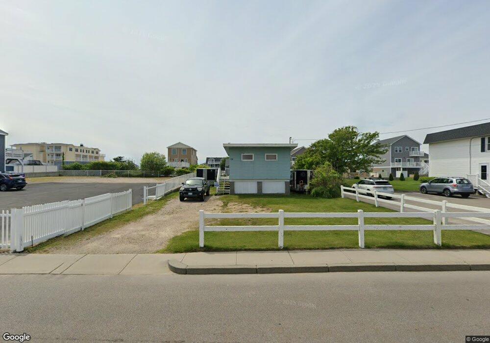 14 Winnapaug Rd, Westerly, RI 02891 - photo 1