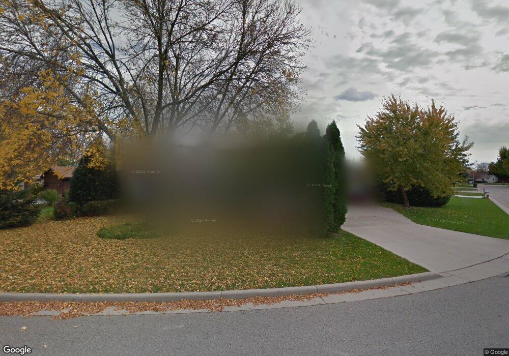 2407 W Wintergreen Dr, Appleton, WI 54914 - photo 1