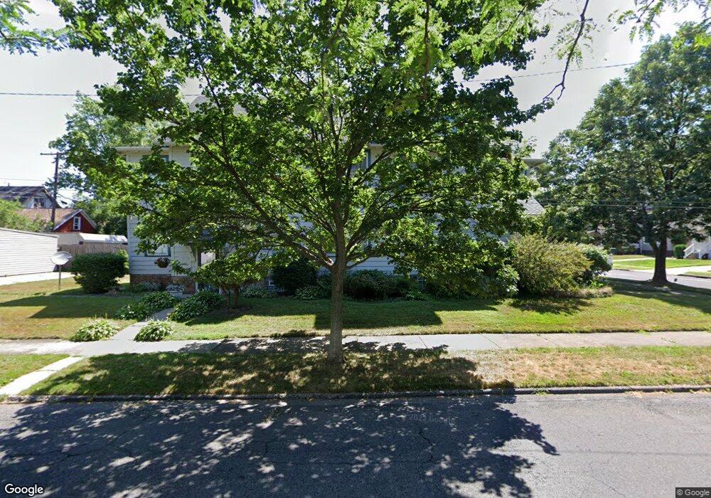 3379 Berkeley Rd, Cleveland, OH 44118 - photo 1