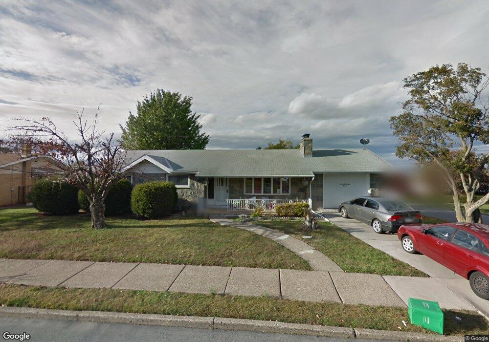 945 E Fairview St, Allentown, PA 18109 - photo 1