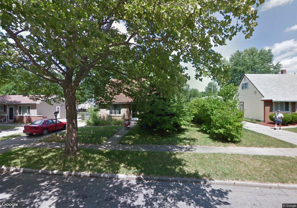 3901 Wedgewood Dr, Lansing, MI 48911 - photo 1