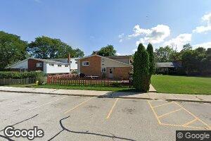 7019 W Greenleaf St, Niles, IL 60714