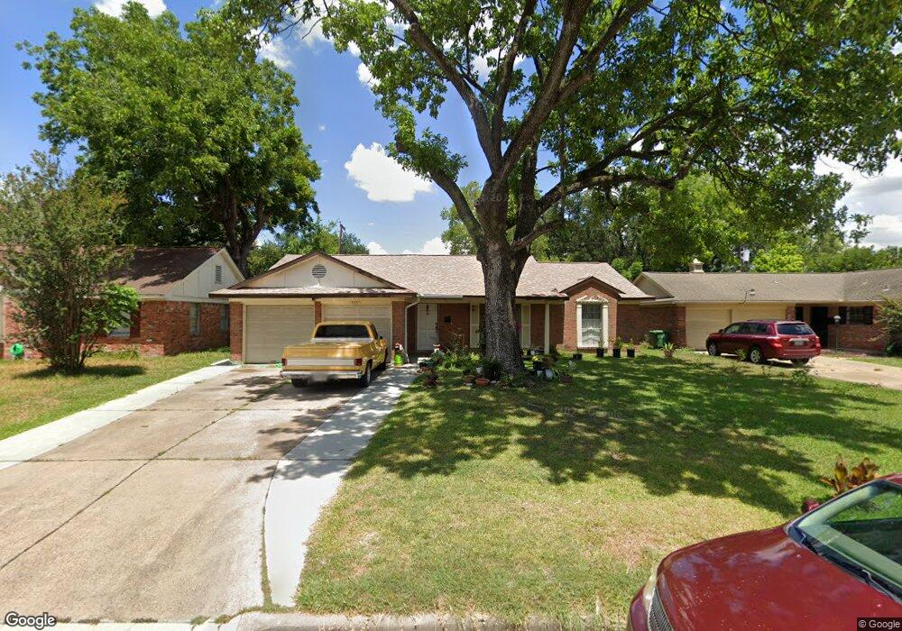 818 Lyngrove Dr, Houston, TX 77038 - photo 1