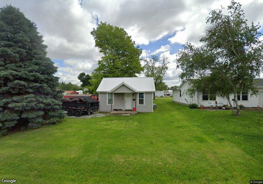 1020 N 16th St, Mattoon, IL 61938 - photo 1