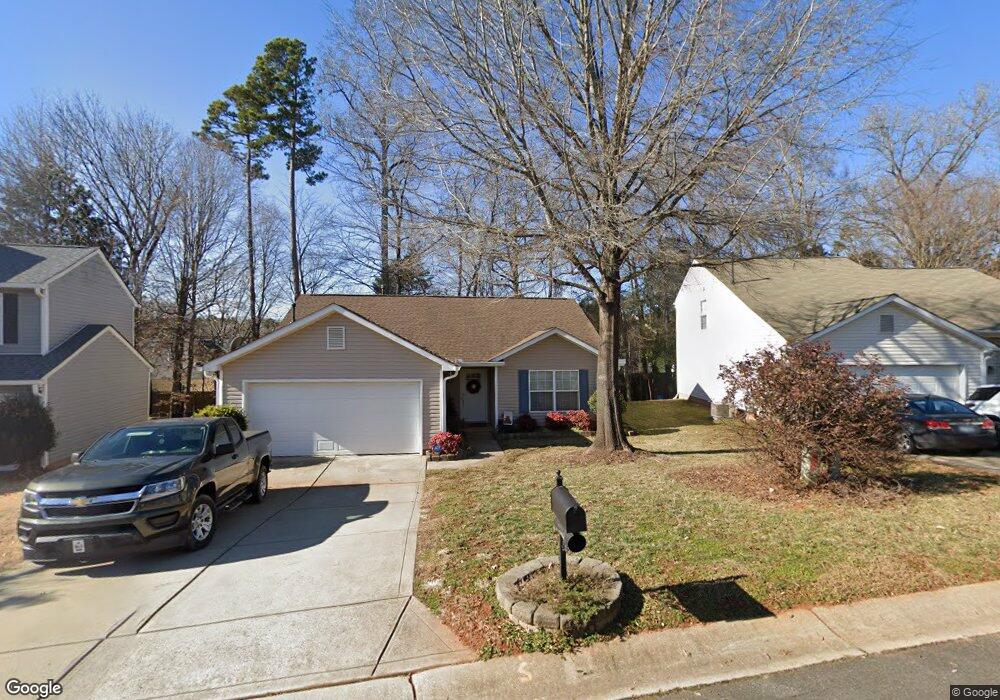 1039 Valley Forge Dr, Clover, SC 29710 - photo 1