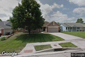 2817 W 30th St, Lawrence, KS 66047