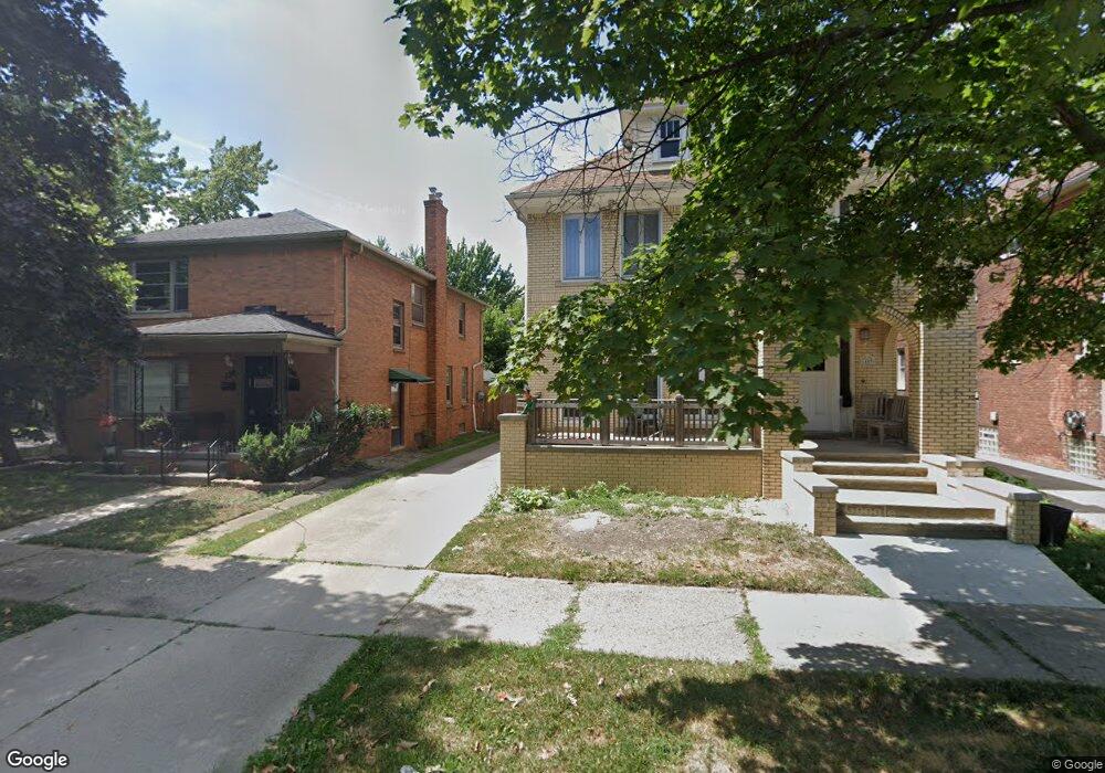 1405 Somerset Ave, Grosse Pointe Park, MI 48230 - photo 1