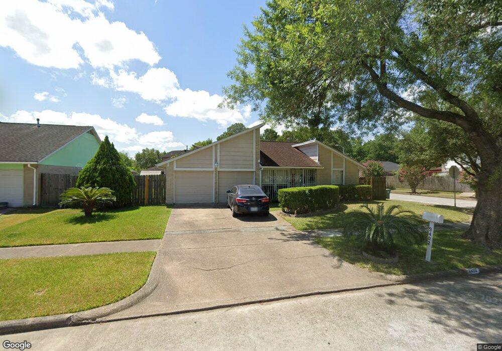9402 Kingsvalley St, Houston, TX 77075 - photo 1