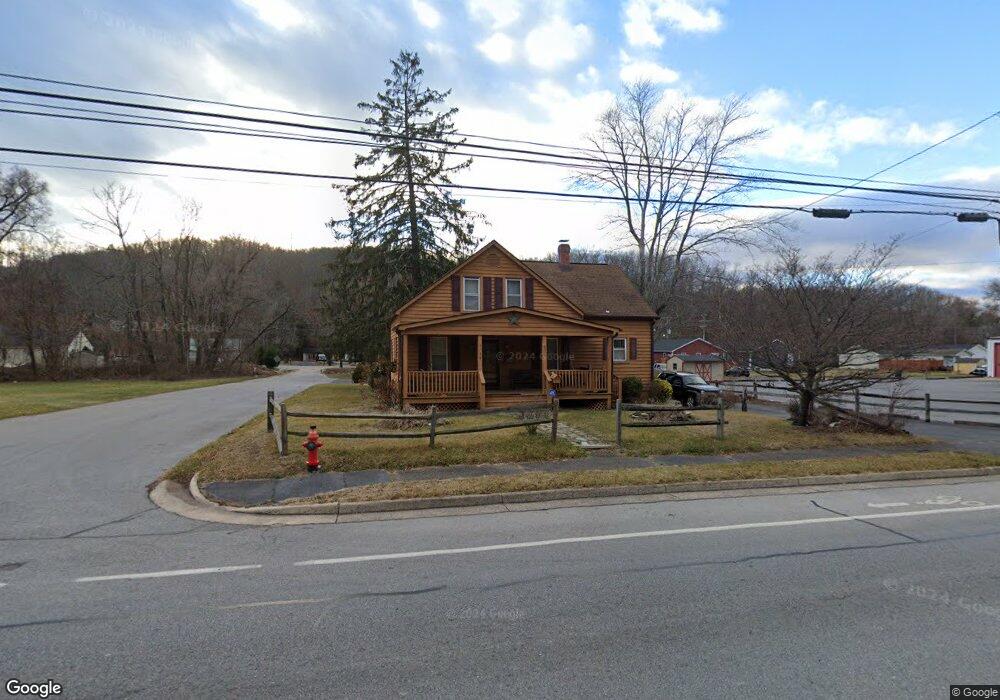 1470 E Main St, Waynesboro, VA 22980 - photo 1