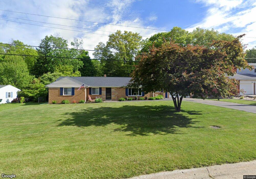 208 Darcey Ln, Flushing, MI 48433 - photo 1