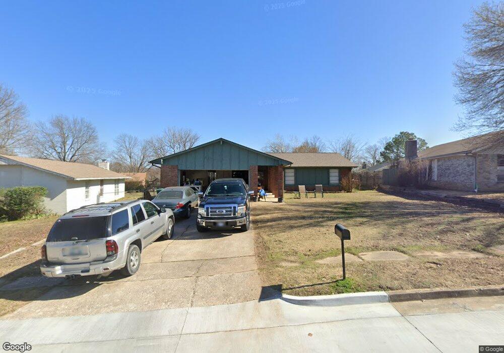1927 S Muskogee St, Sapulpa, OK 74066 - photo 1