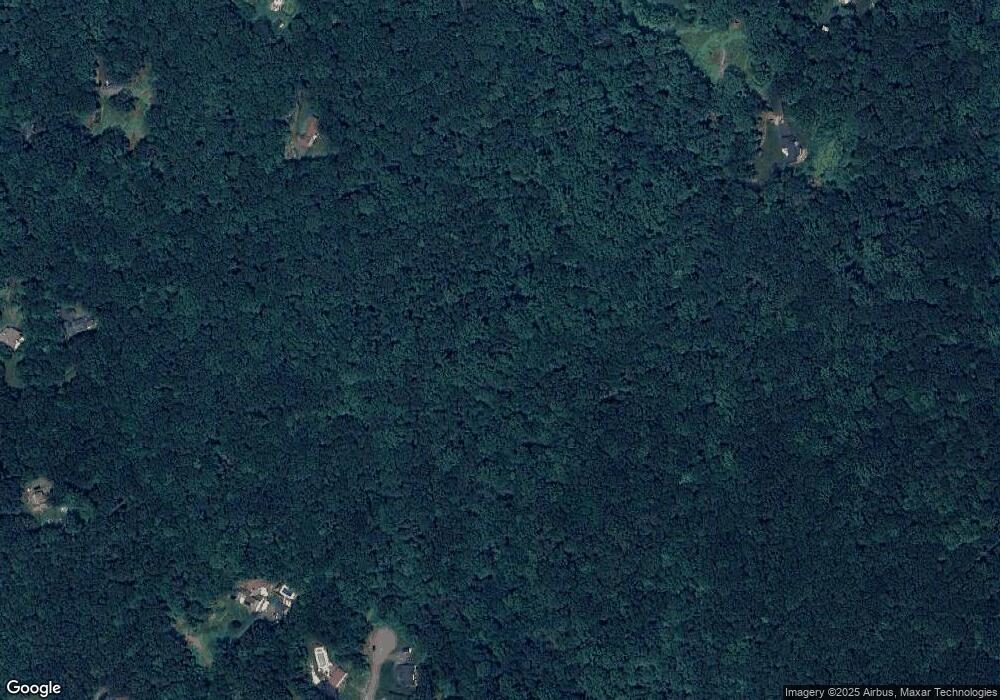 61 Robin Hill Rd unit 15, Newtown, CT 06470 - photo 1