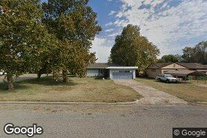 430 N Main St, Hobart, OK 73651