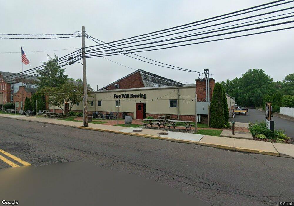 410 E Walnut St unit 3, Perkasie, PA 18944 - photo 1