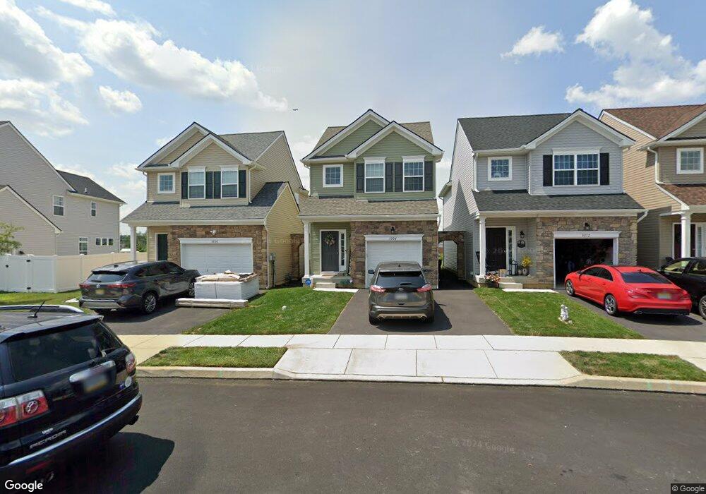 3206 W Huntington Ln, Stockertown, PA 18040 - photo 1