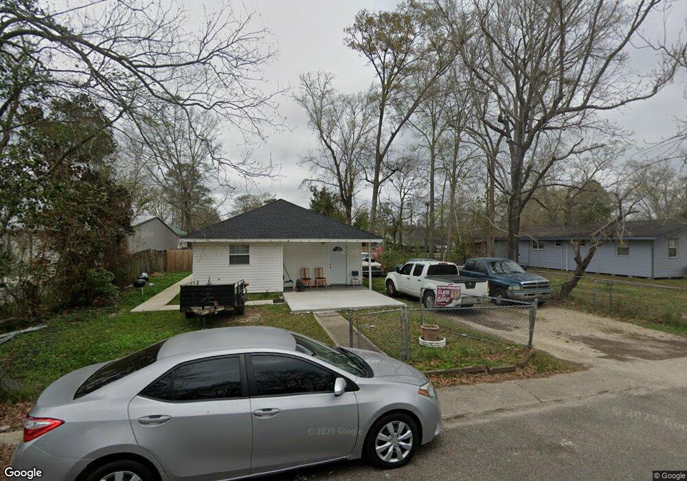 115 N Steele Ave, Picayune, MS 39466 - photo 1