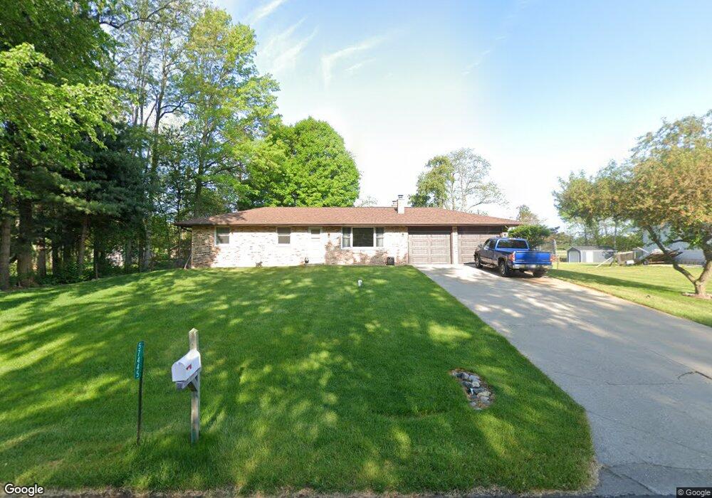 57445 Horseshoe Ct, Goshen, IN 46528 - photo 1