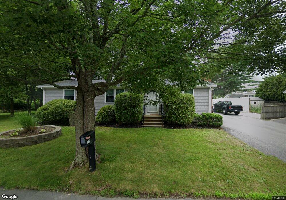 72 Canfield St, South Dartmouth, MA 02748 - photo 1