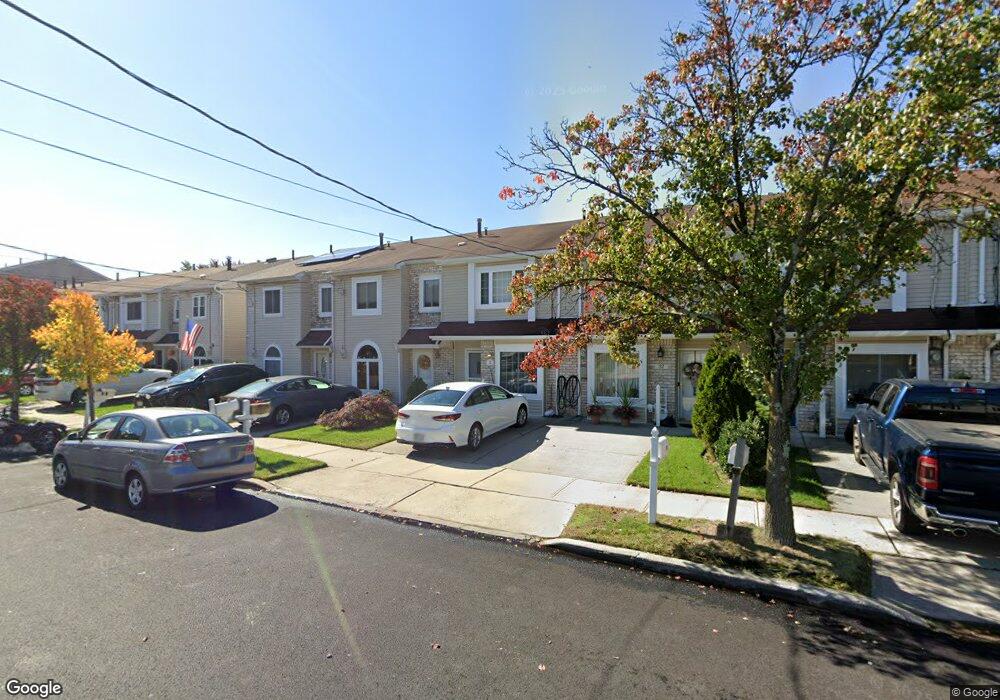 30 Seguine Place, Staten Island, NY 10312 - photo 1