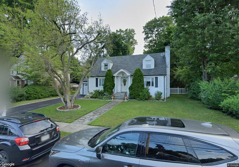 96 Locust Ave E, West Harrison, NY 10604 - photo 1