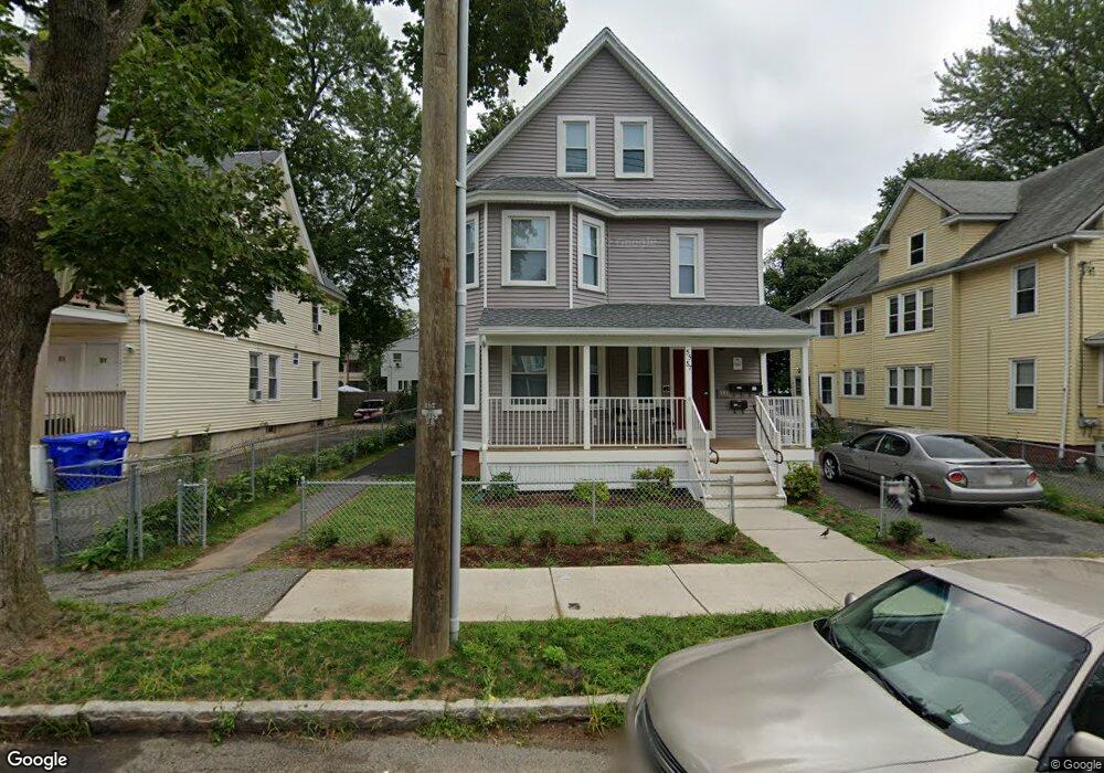 55 Middlesex St, Springfield, MA 01109 - photo 1