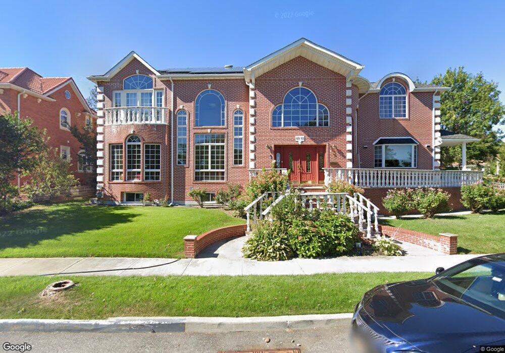 6955 260th Place, Glen Oaks, NY 11004 - photo 1