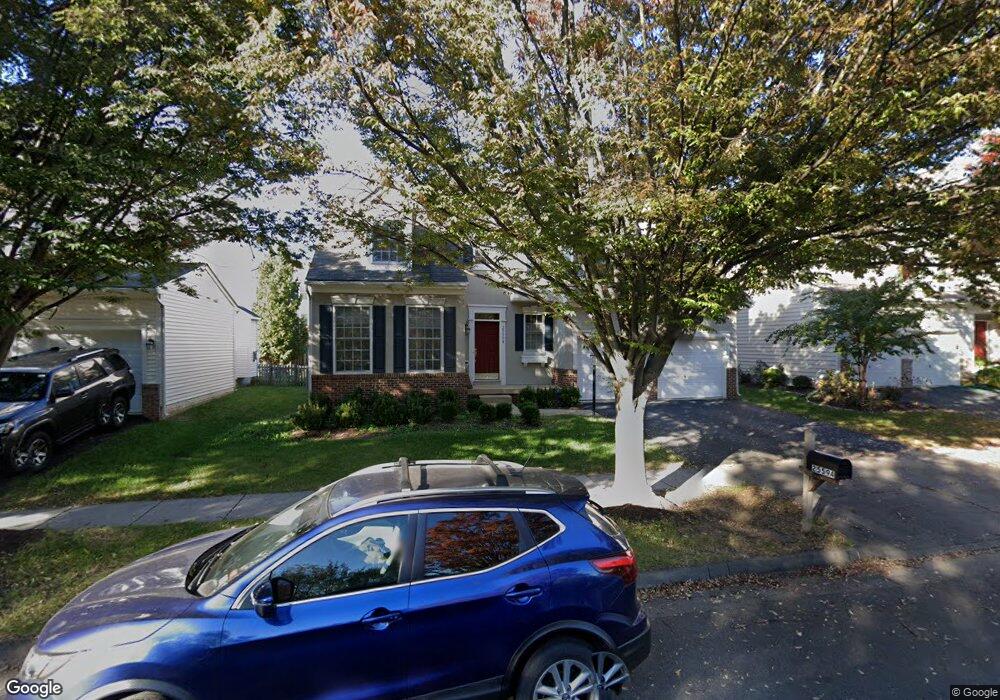 25594 Dabner Dr, Chantilly, VA 20152 - photo 1